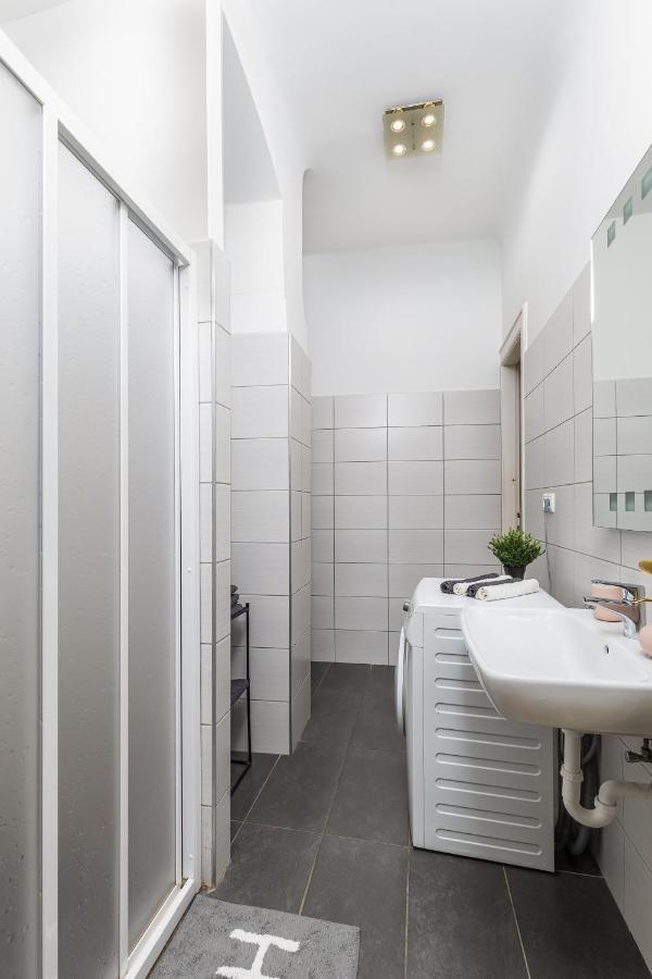 Real Apartments Wesselenyi Ii. Budapest Exterior photo
